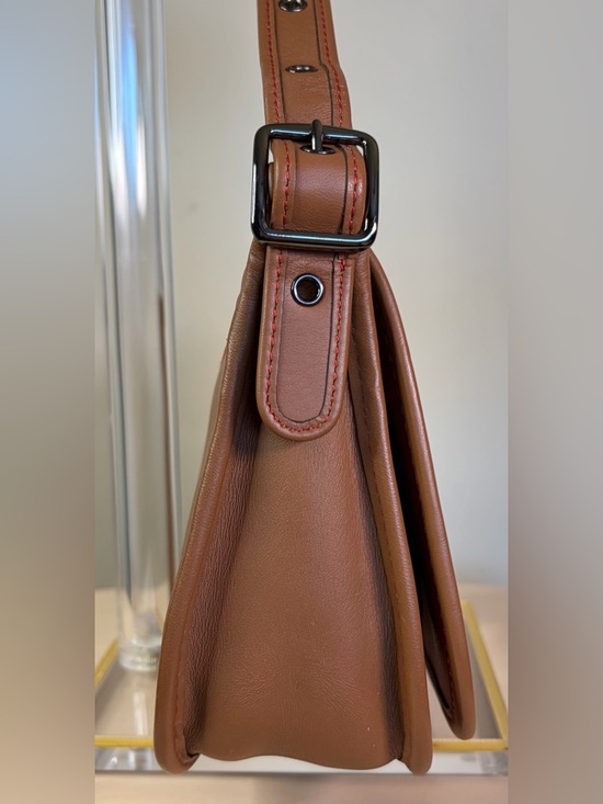 Coach Saddle Bag 18 Leather Crossbody 57731 EUC - Picture 11 of 16